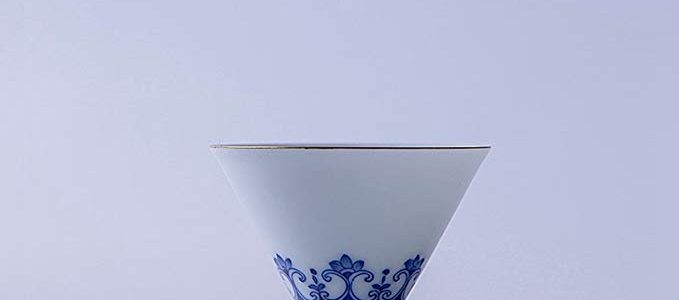 Jingdezhen finest quality 100% handmade blue & white modern porcelain cup Review